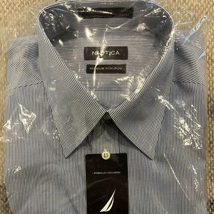 New Nautica Dress Shirt
Blue Stripe
French Cuff w/Cuff Links
16 1/2 x 32/33